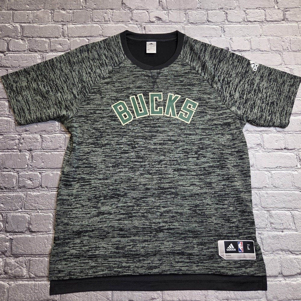 Adidas NBA Official Milwaukee Bucks Men's Pullover Shirt Large